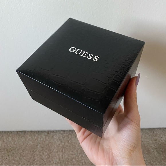 RARE ✨ GUESS Y2K Glam Watch Bracelet - Picture 11 of 12